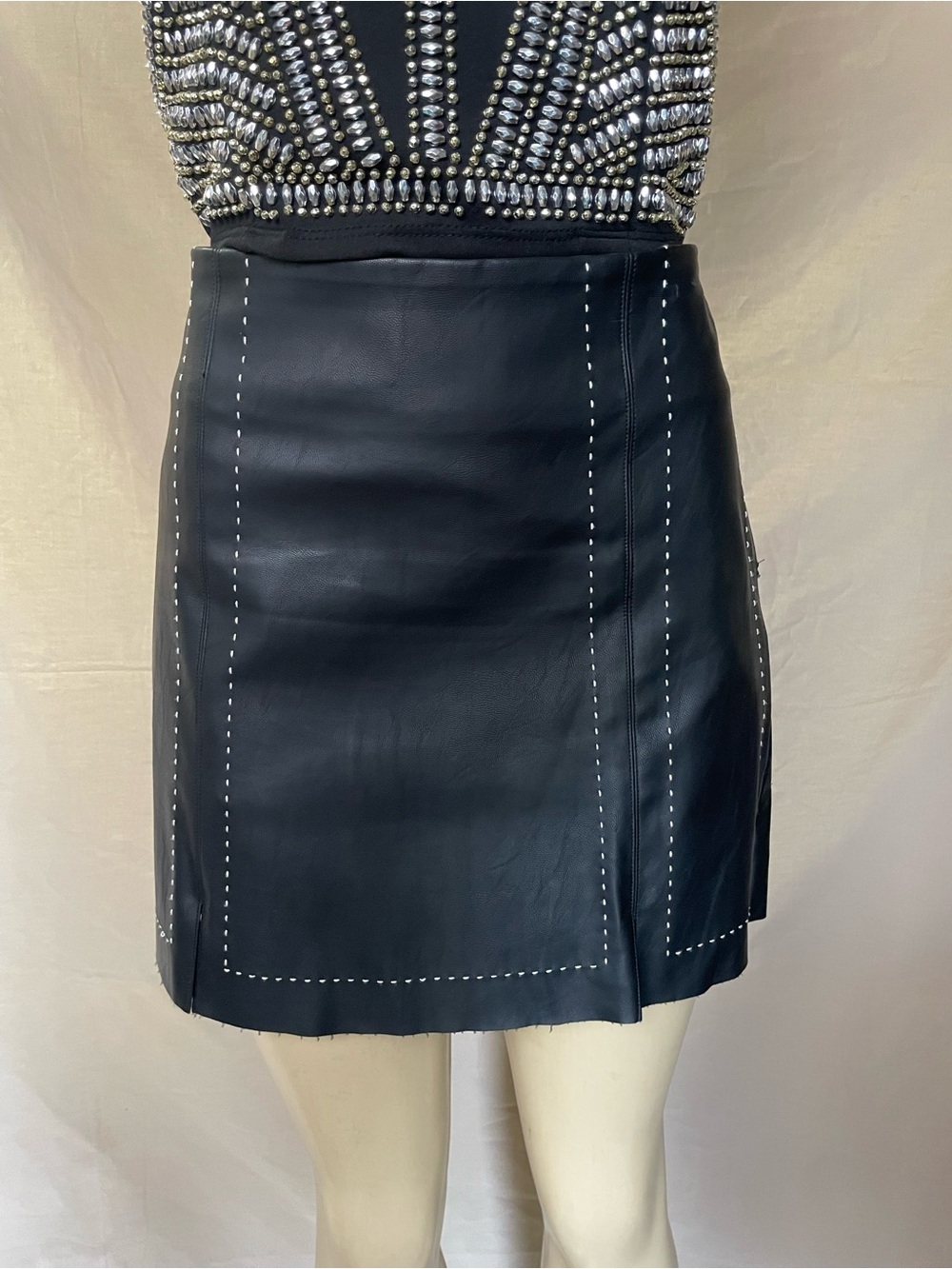 4SI3NNA Black Faux Leather Mini Skirt with Contrast Stitching